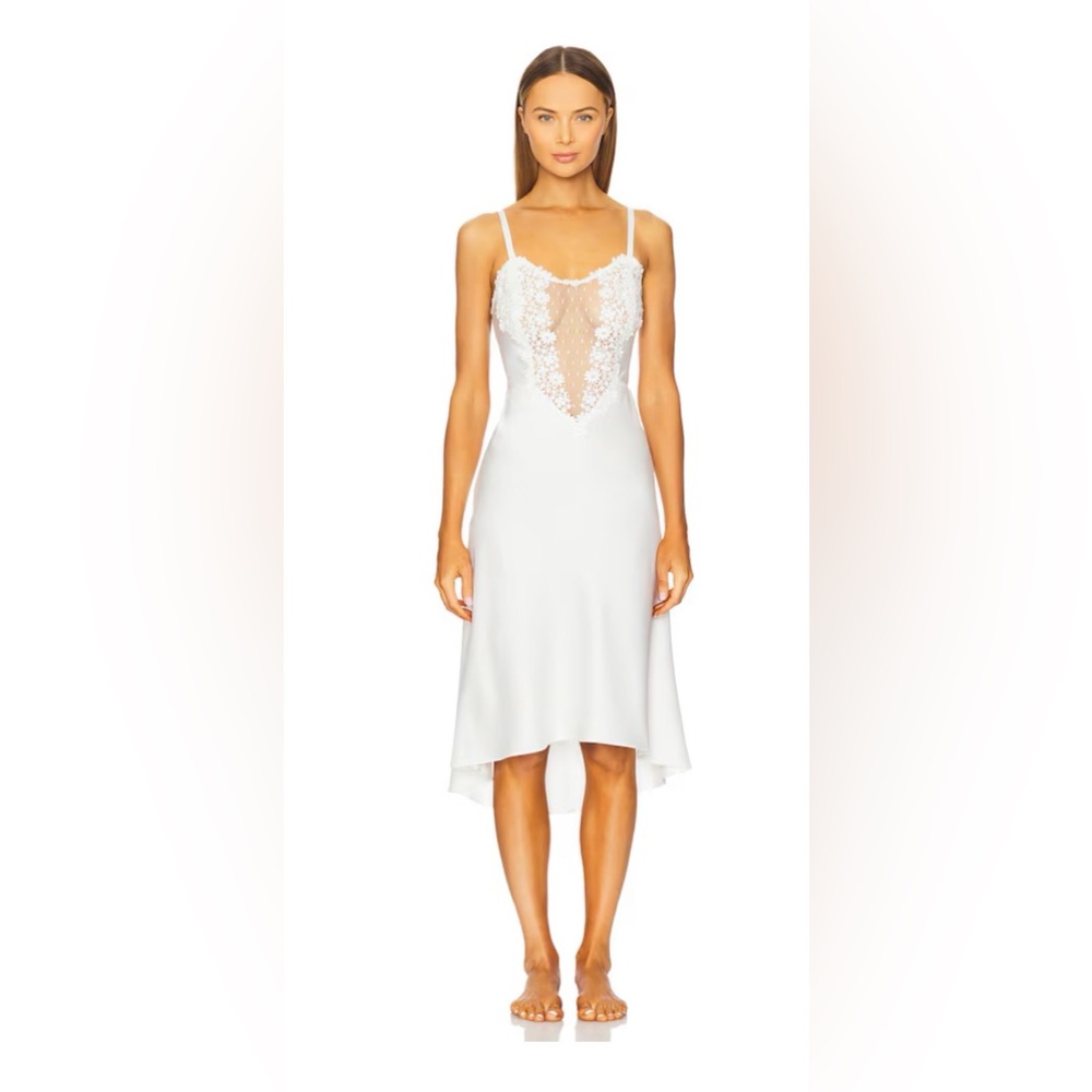 Showstopper Gown in Ivory Flora Nikrooz small